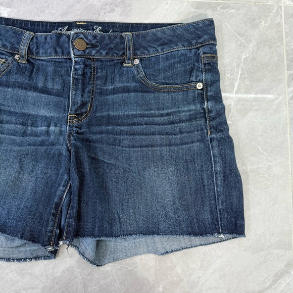 Women’s American Eagle Stretch Dark Wash Jean Shorts Plus Size 14 - Picture 2 of 16